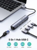 Hub Ugreen connecté à un ordinateur portable