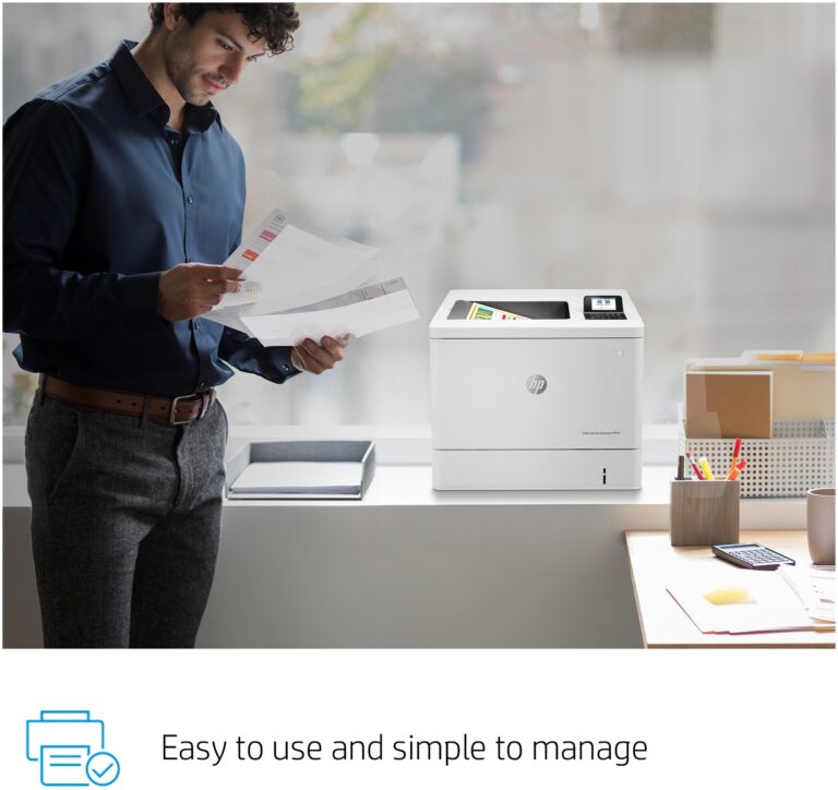 L’imprimante HP M554dn en situation de bureau
