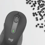 logitech m650 souris graphite vue 3/4 ergonomie et précision