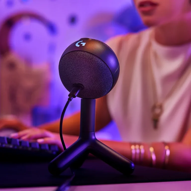 Micro Logitech Yeti Orb vue profil gauche pour streaming gaming